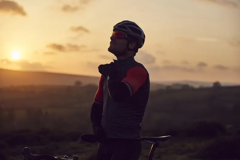 Chapeau Club Roundel Road Cycling Gilet Flint Grey-4